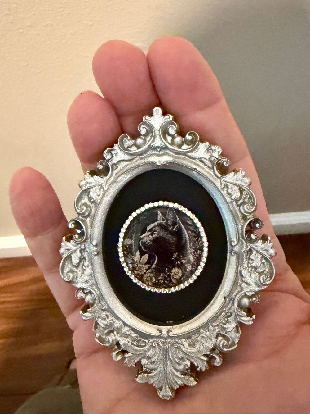Tiny Gothic Black Cat Framed Art Crystal Halo Miniature Decor - Picture 5 of 6